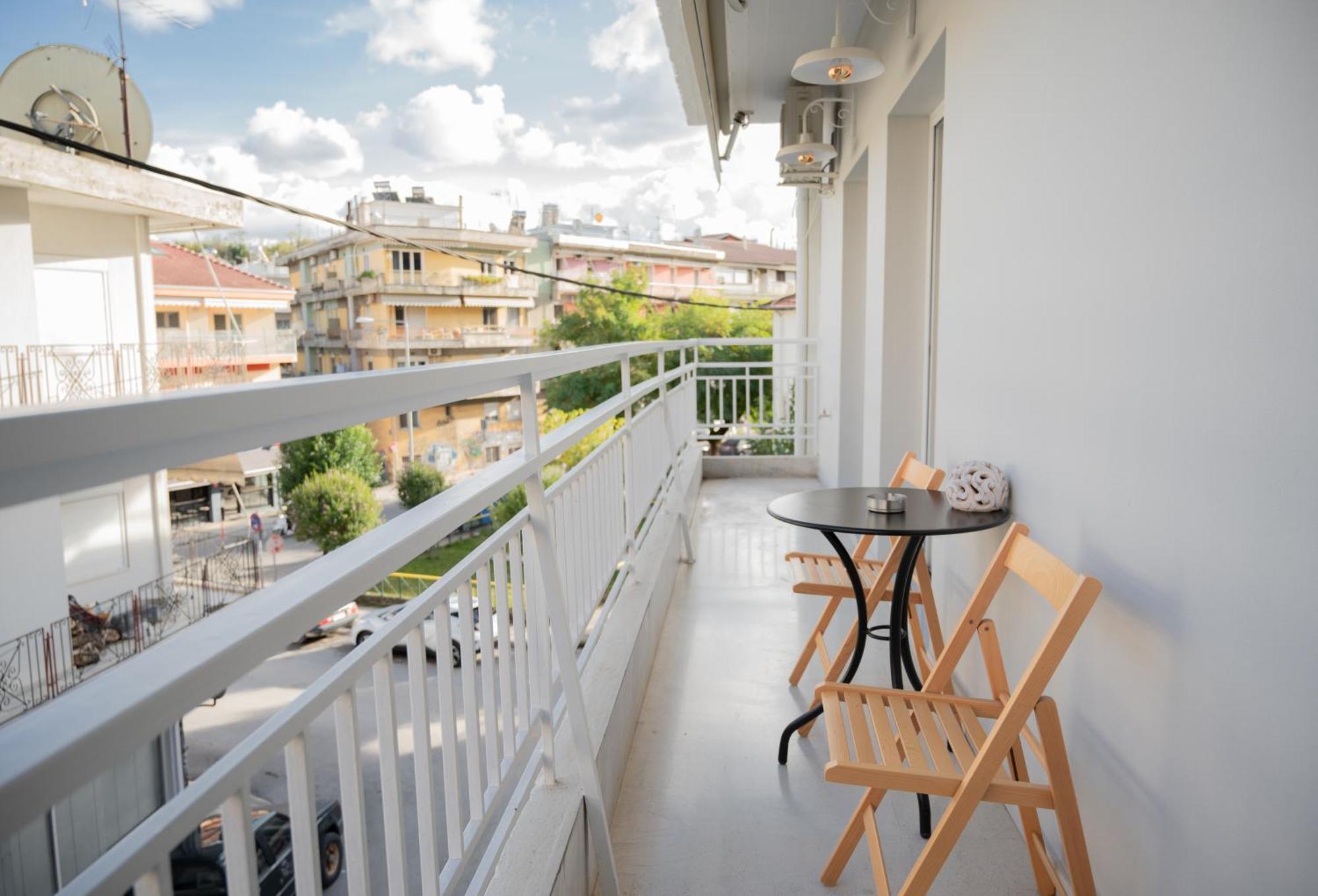 Alyvia Central Apartment 1 Janina Zewnętrze zdjęcie