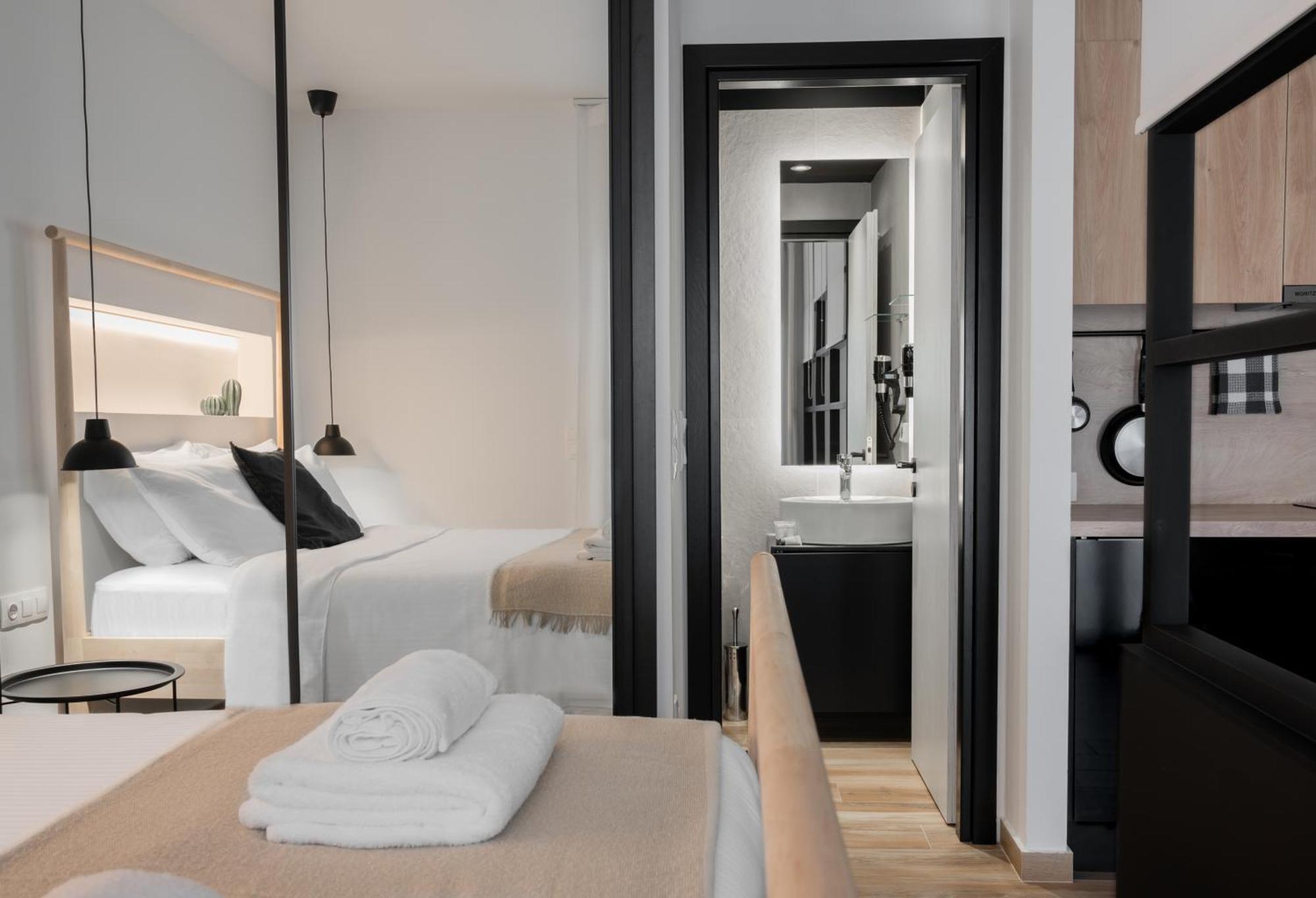 Alyvia Central Apartment 1 Janina Zewnętrze zdjęcie